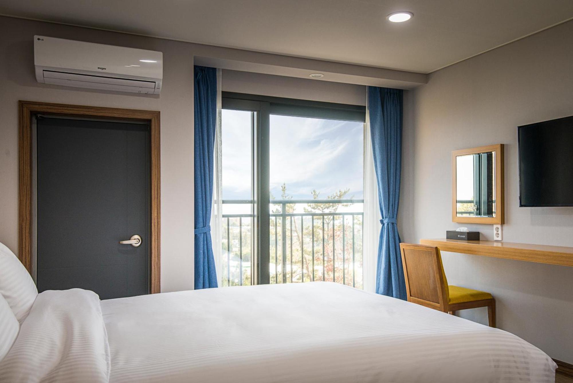 W Ocean Pension Szogüpho Kültér fotó